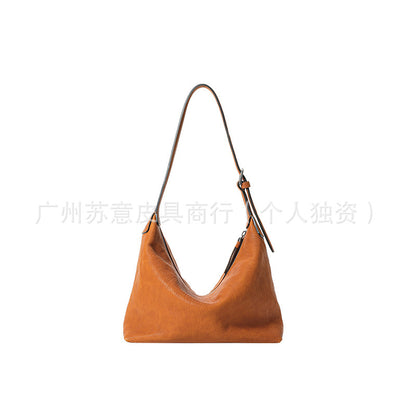 Top-Grain Cowhide Shoulder Hobo Bag in Caramel, Large